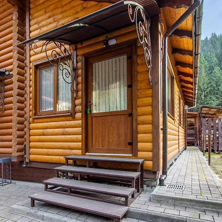 Отель Arnika 3*