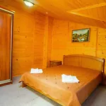 Отель Arnika 3*