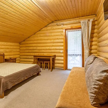 Hotel Arnika 3*